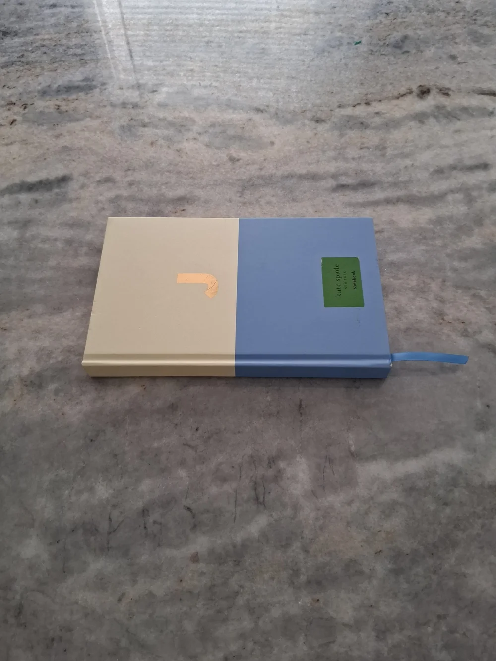 Kate Spade New York Initial 